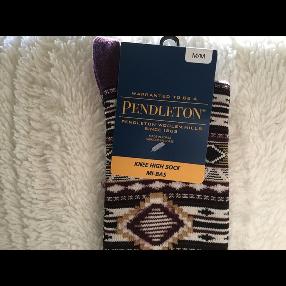 Pendleton Other - New Pendleton Maroon Socks